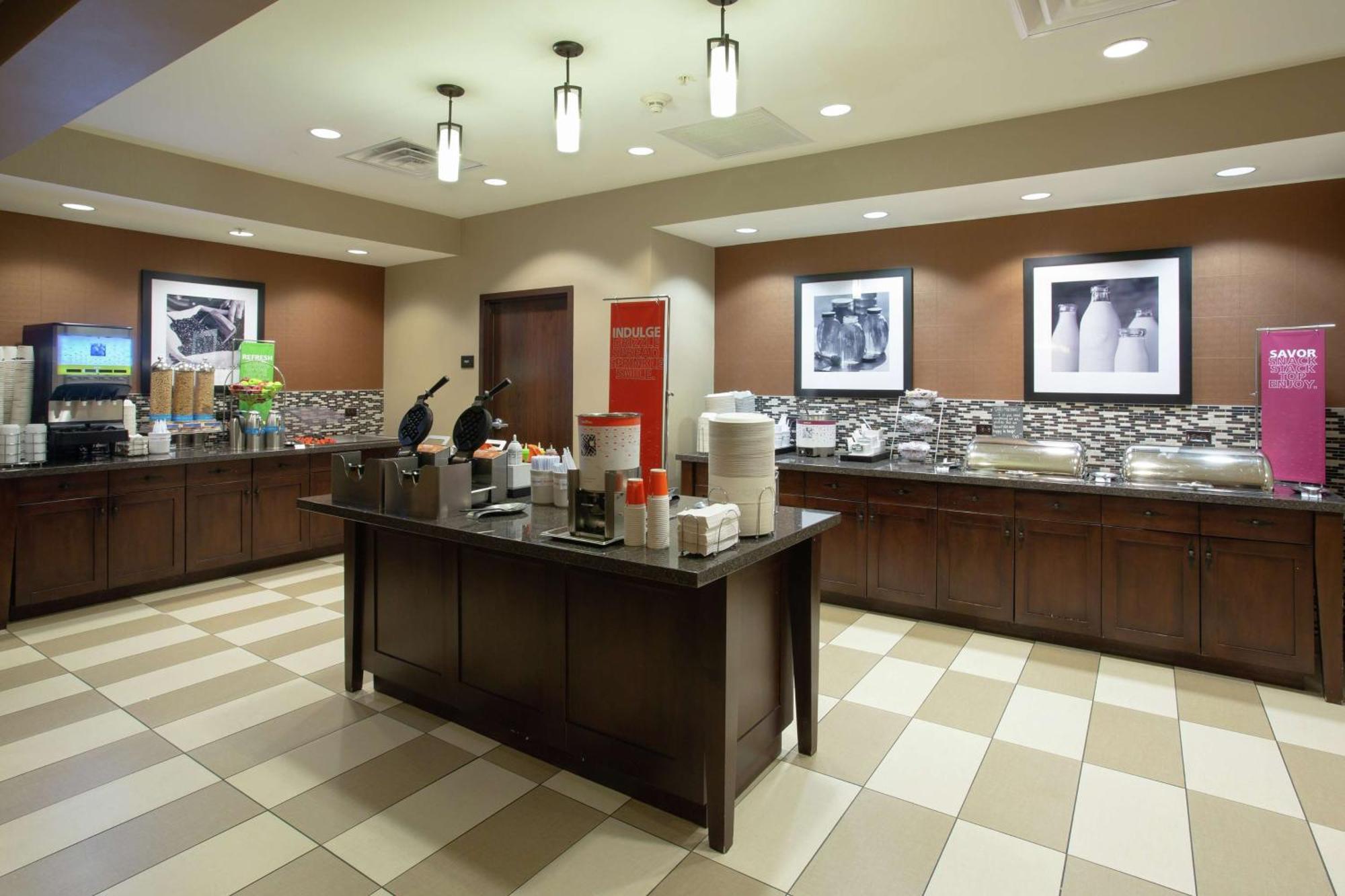 Hampton Inn & Suites I-35/Mulvane Екстер'єр фото