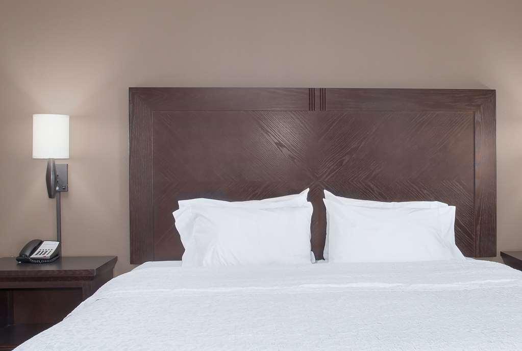 Hampton Inn & Suites I-35/Mulvane Номер фото