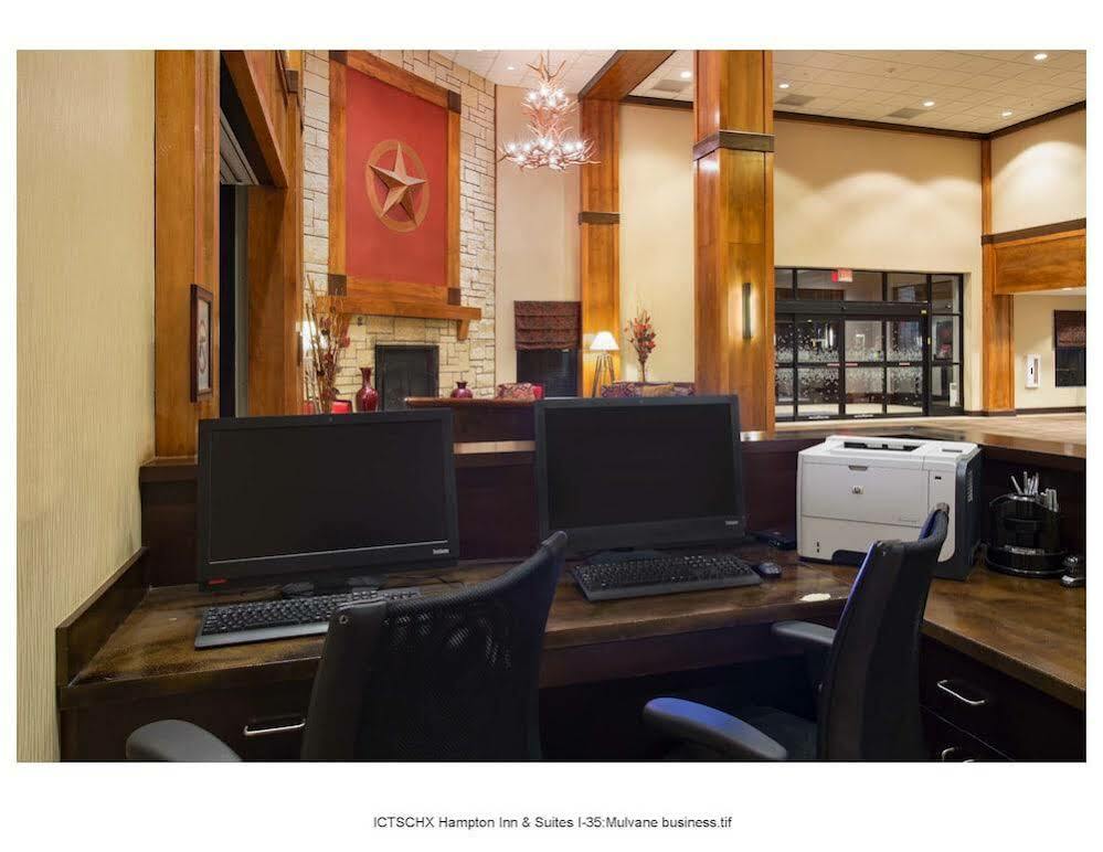 Hampton Inn & Suites I-35/Mulvane Екстер'єр фото